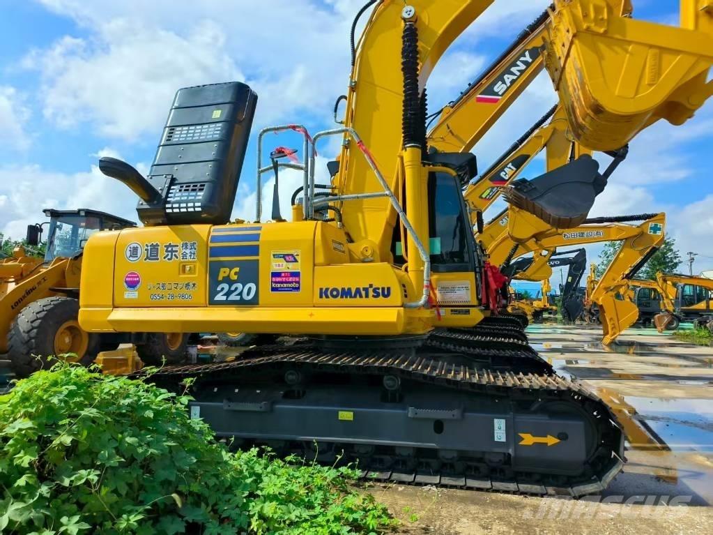 Komatsu PC 220-8 Гусеничні екскаватори