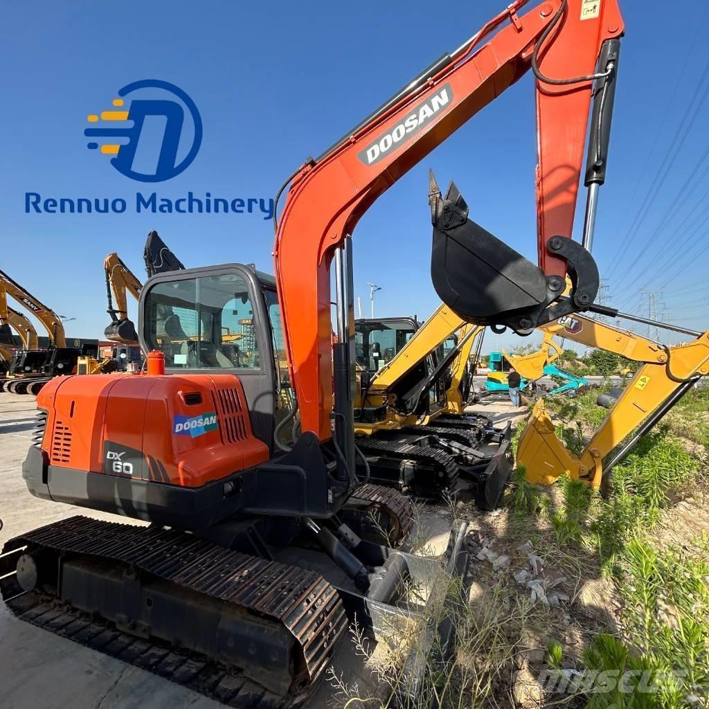 Doosan DX 60 Гусеничні екскаватори