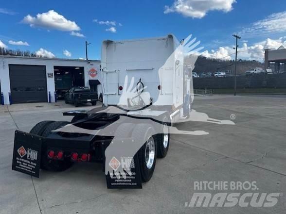 Peterbilt 379 Тягачі