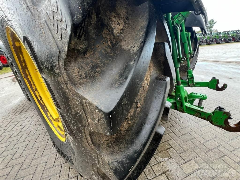 John Deere 7290R Трактори
