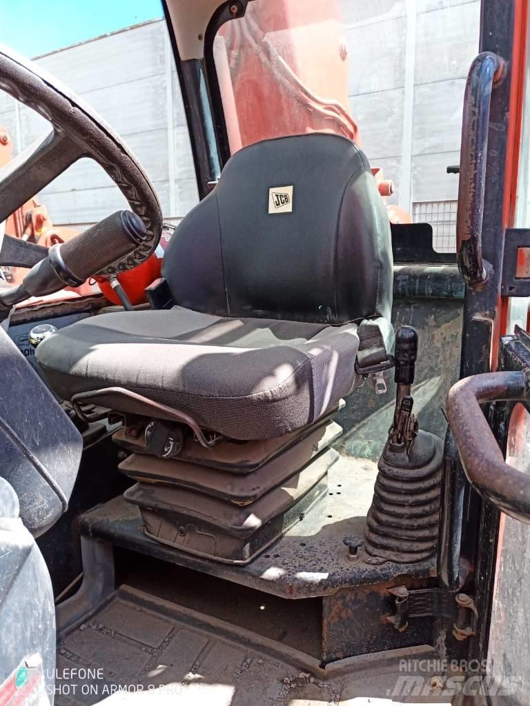 JCB 535-125 Телескопічні навантажувачі