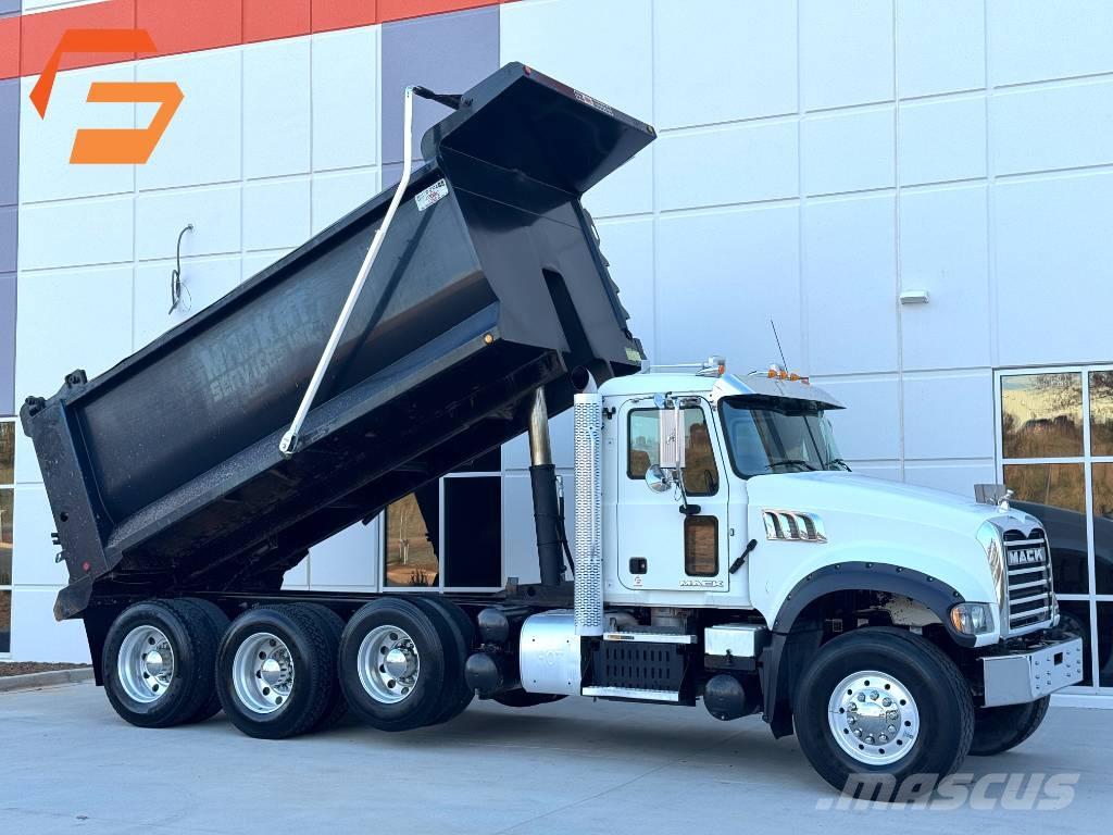 Mack GU713 Самоскиди