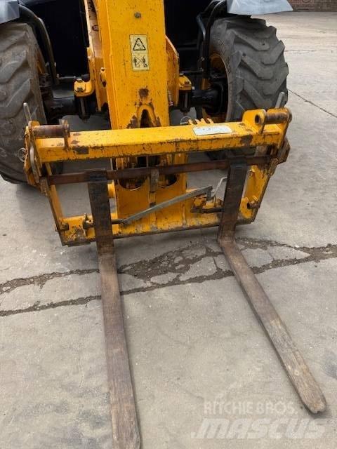JCB 531-70 Телескопічні навантажувачі