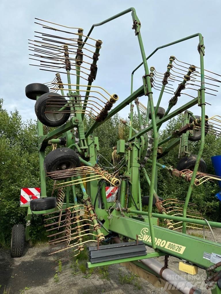 Krone Swadro Граблі і сінозворушувачі