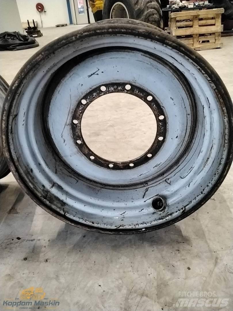 Valmet 901 20x34 Шини