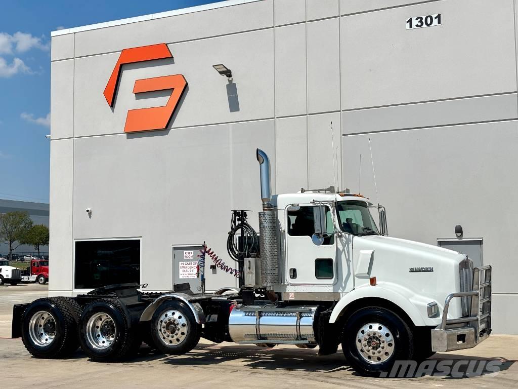 Kenworth T800 Тягачі