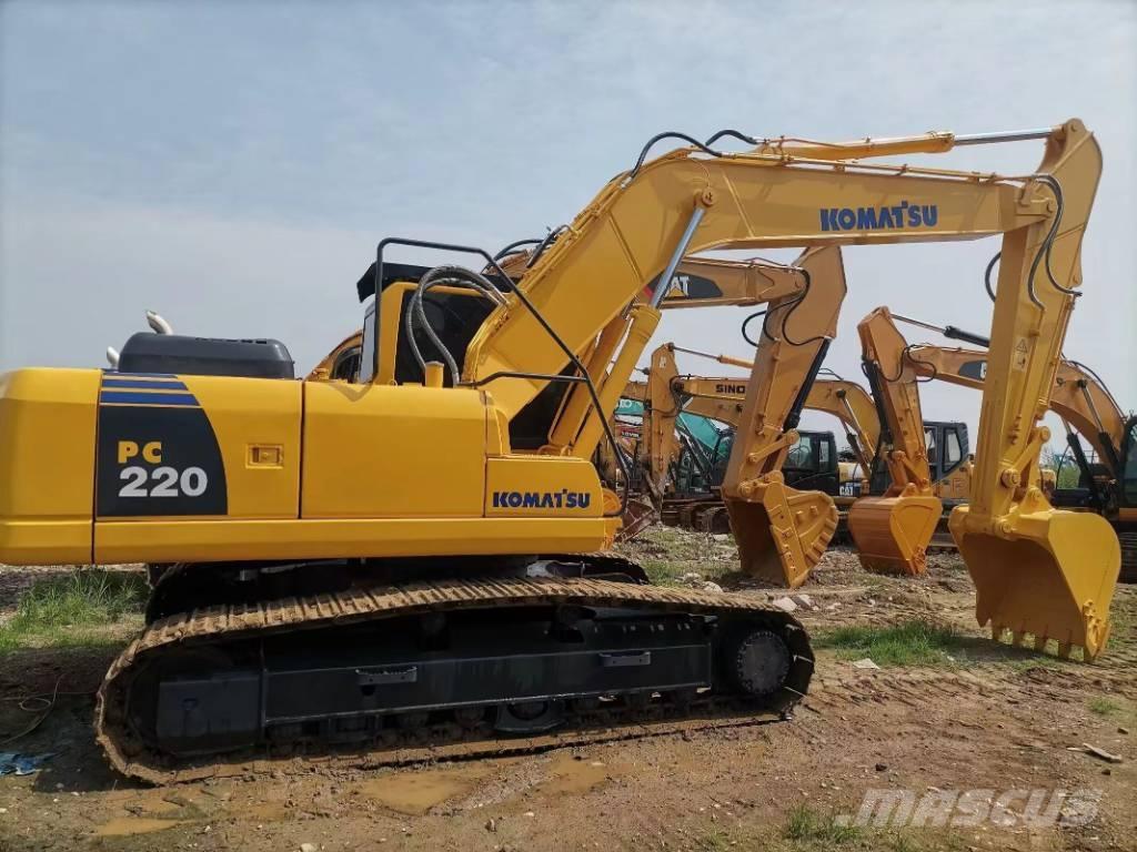 Komatsu PC 220-8 Гусеничні екскаватори