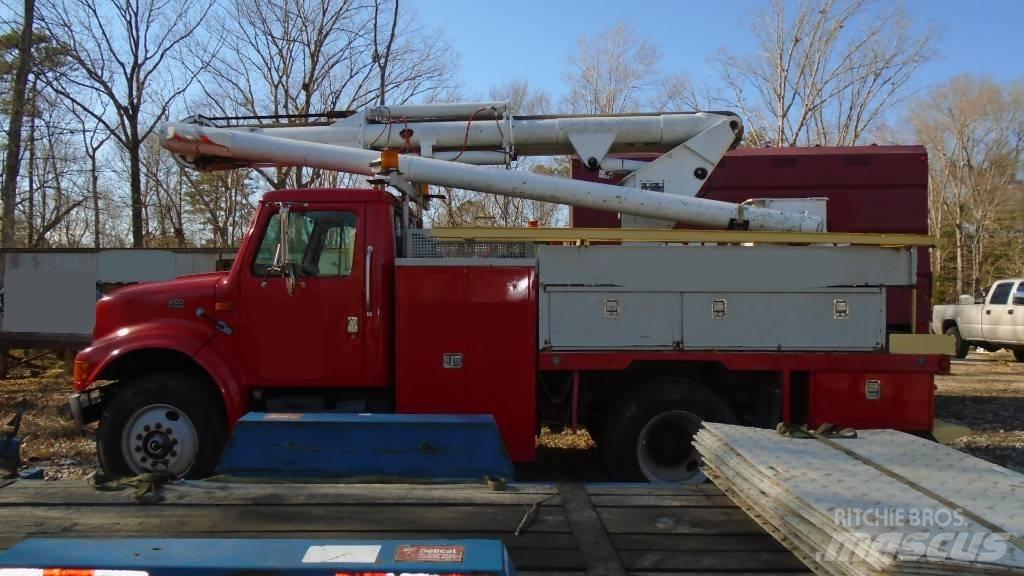 International 4700 Автовишки на базі вантажівки