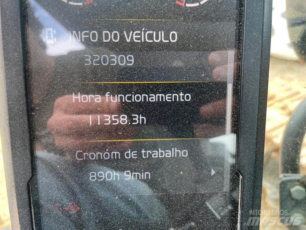 Volvo EC 220 E Гусеничні екскаватори
