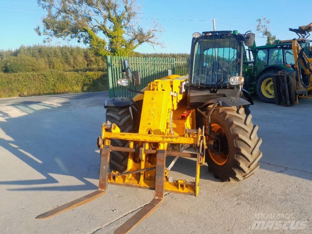 JCB 531-70 Телескопічний навантажувач
