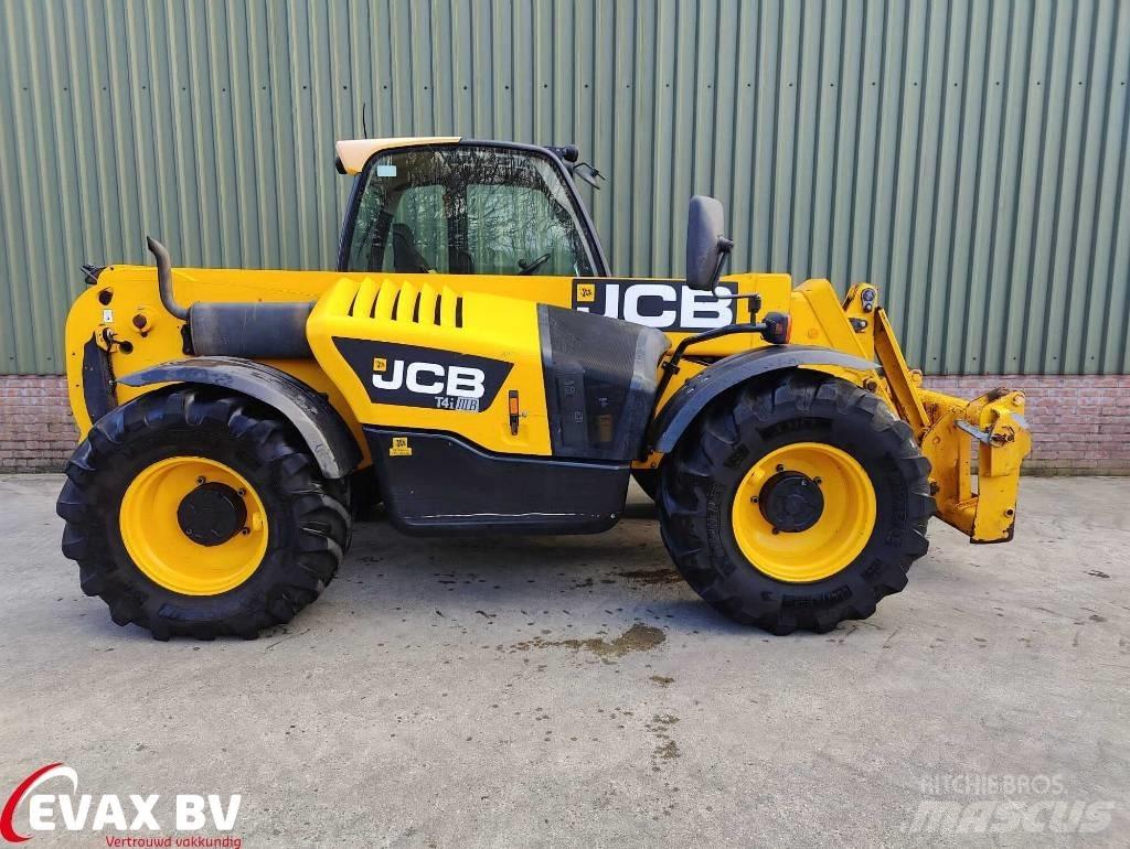 JCB 541-70 Телескопічний навантажувач
