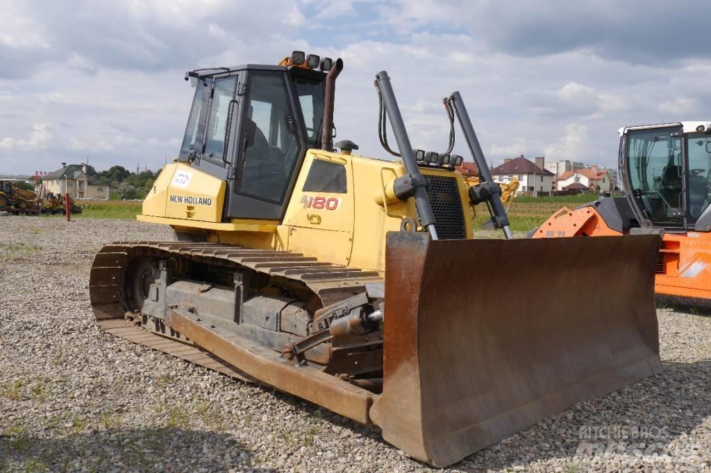 New Holland D 180 Гусеничні бульдозери