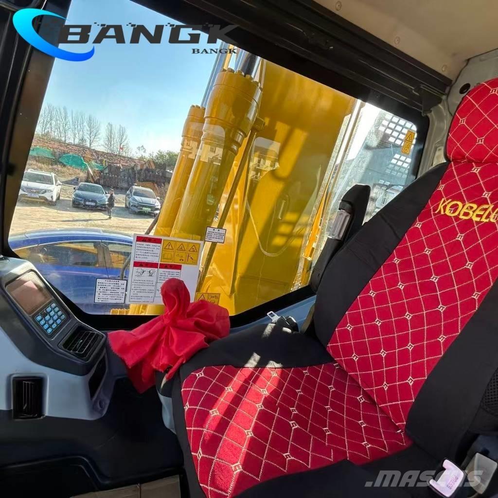 Komatsu PC160 Гусеничні екскаватори