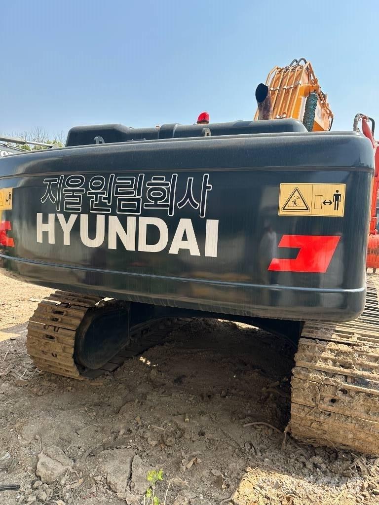 Hyundai 305LC-9S Гусеничні екскаватори