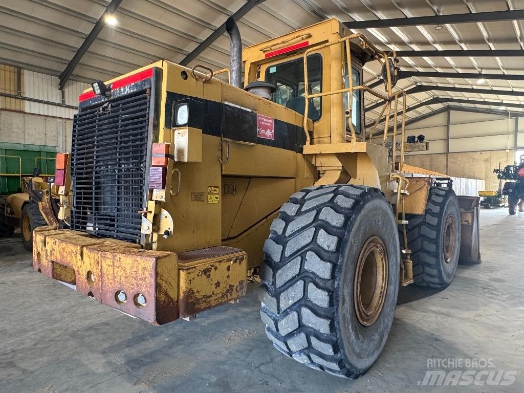 CAT 966 F Фронтальні навантажувачі