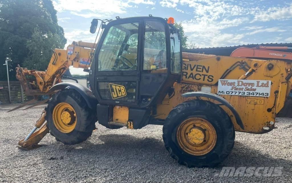 JCB 532-120 Телескопічні навантажувачі