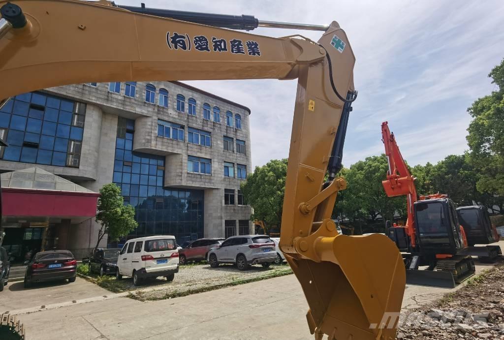 CAT 325D Гусеничні екскаватори