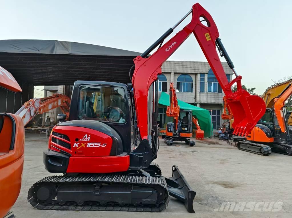 Kubota KX165-5 Гусеничні екскаватори