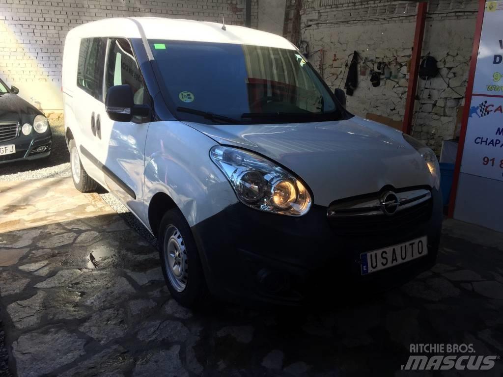 Opel Combo Панельні фургони