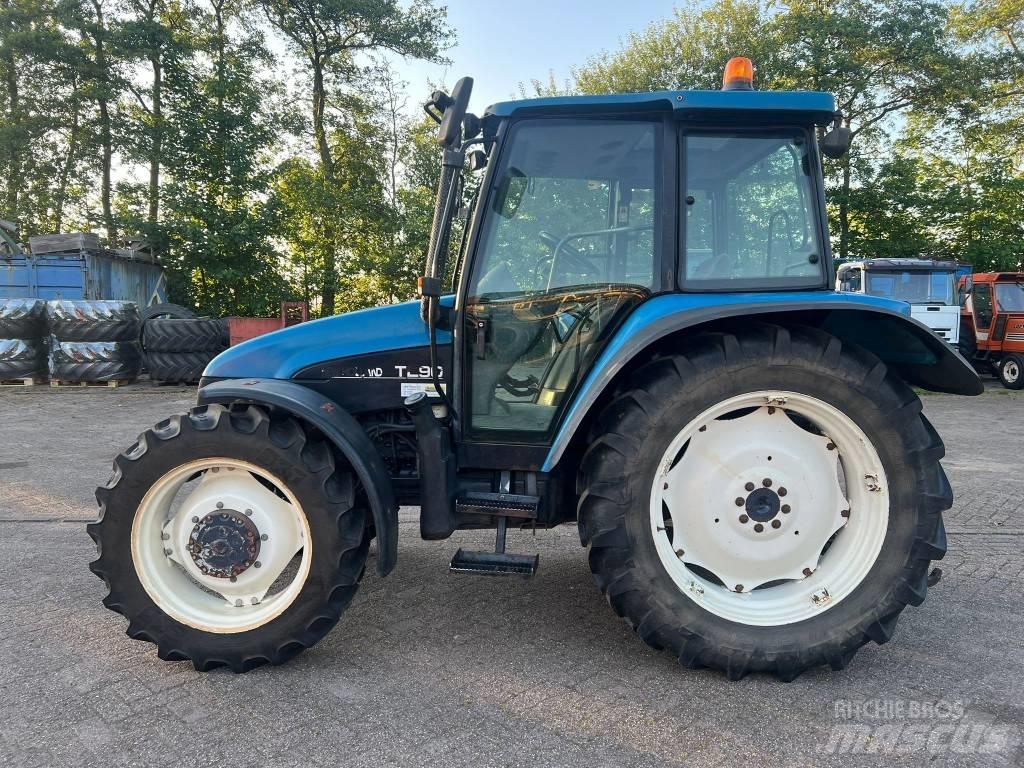 New Holland TL 90 Трактори