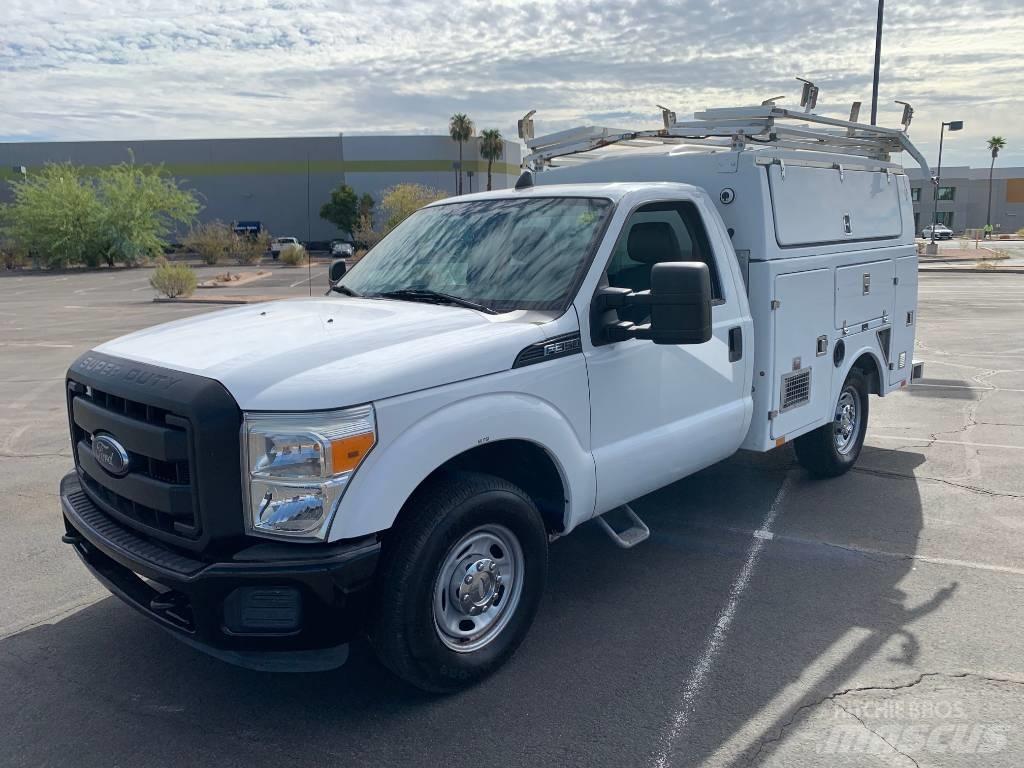 Ford F 350 Пікапи / Бічне розвантаження