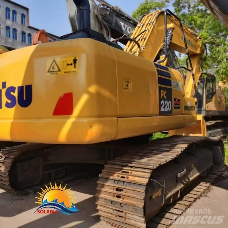 Komatsu PC 220-7 Гусеничні екскаватори