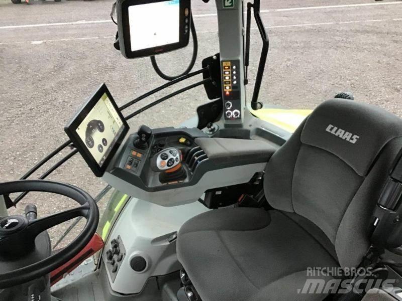 CLAAS AXION 810 Трактори