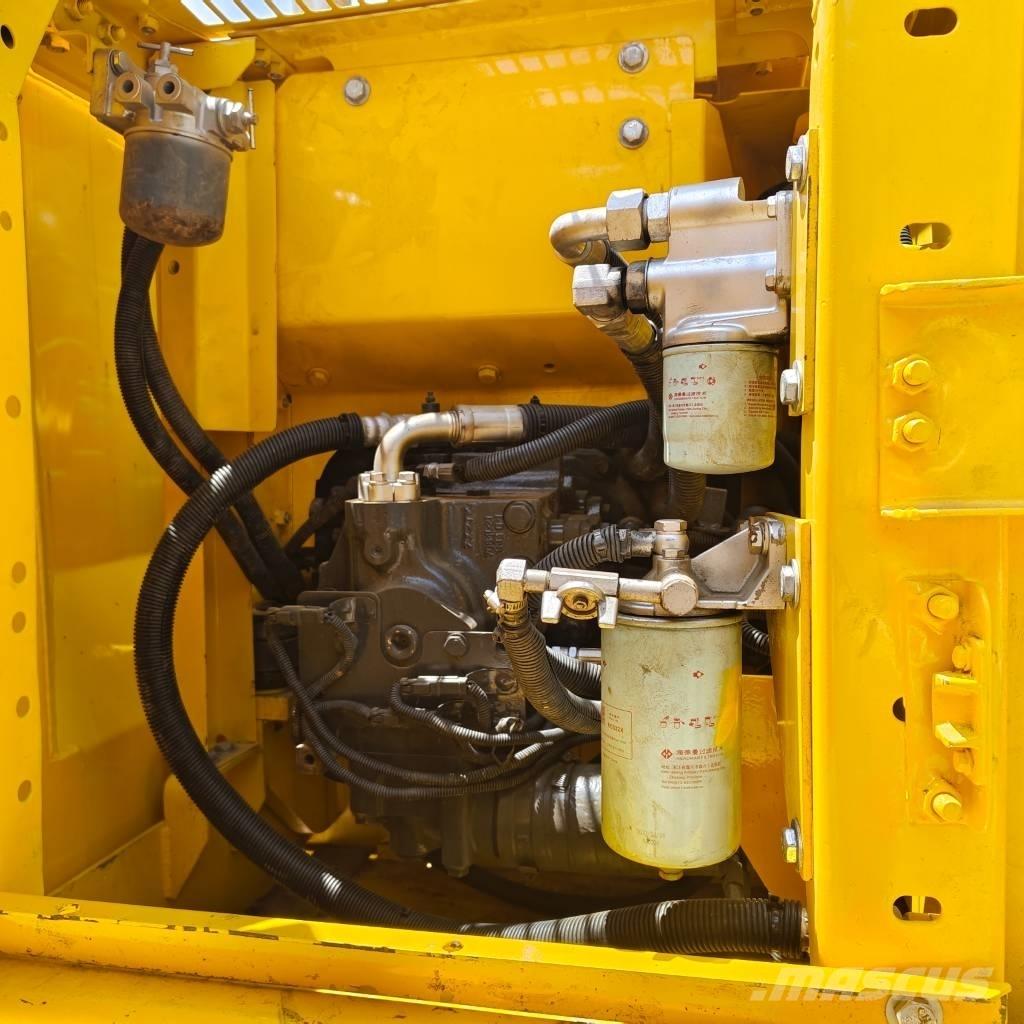 Komatsu PC 130 LC Гусеничні екскаватори