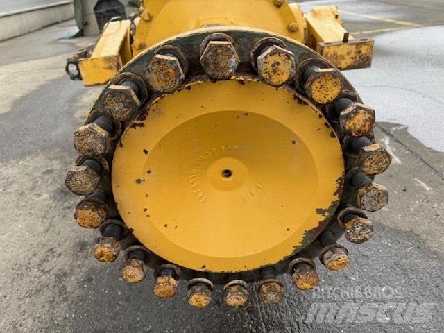 CAT 966 H REAR AXLES Осі