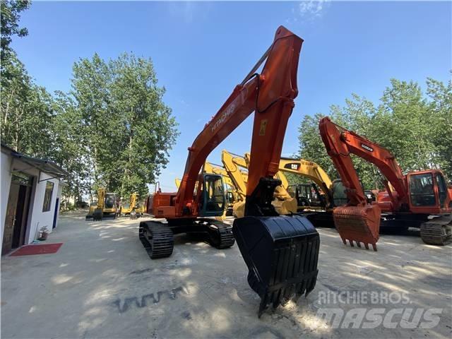 Hitachi EX 200 Гусеничні екскаватори