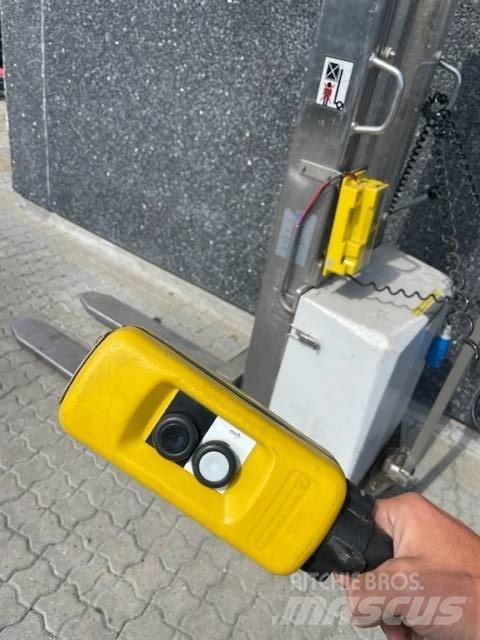 NH SB1000 Ручний візок