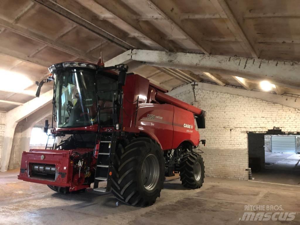 CASE AF7150 Зернозбиральні комбайни