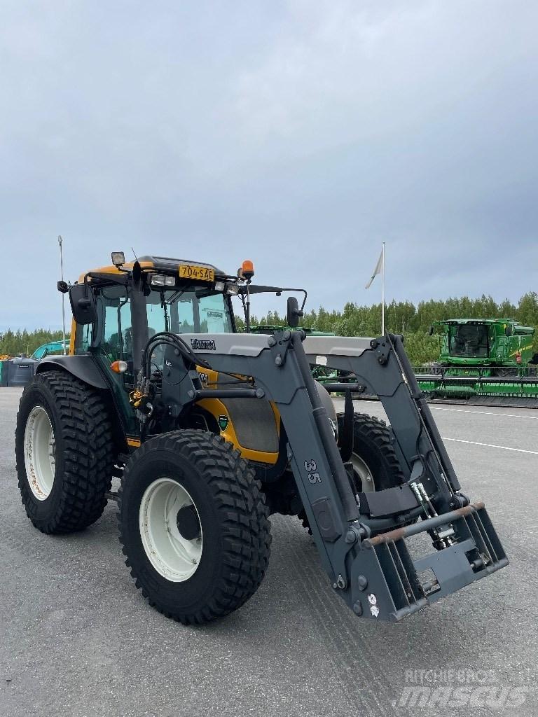 Valtra A95 Трактори
