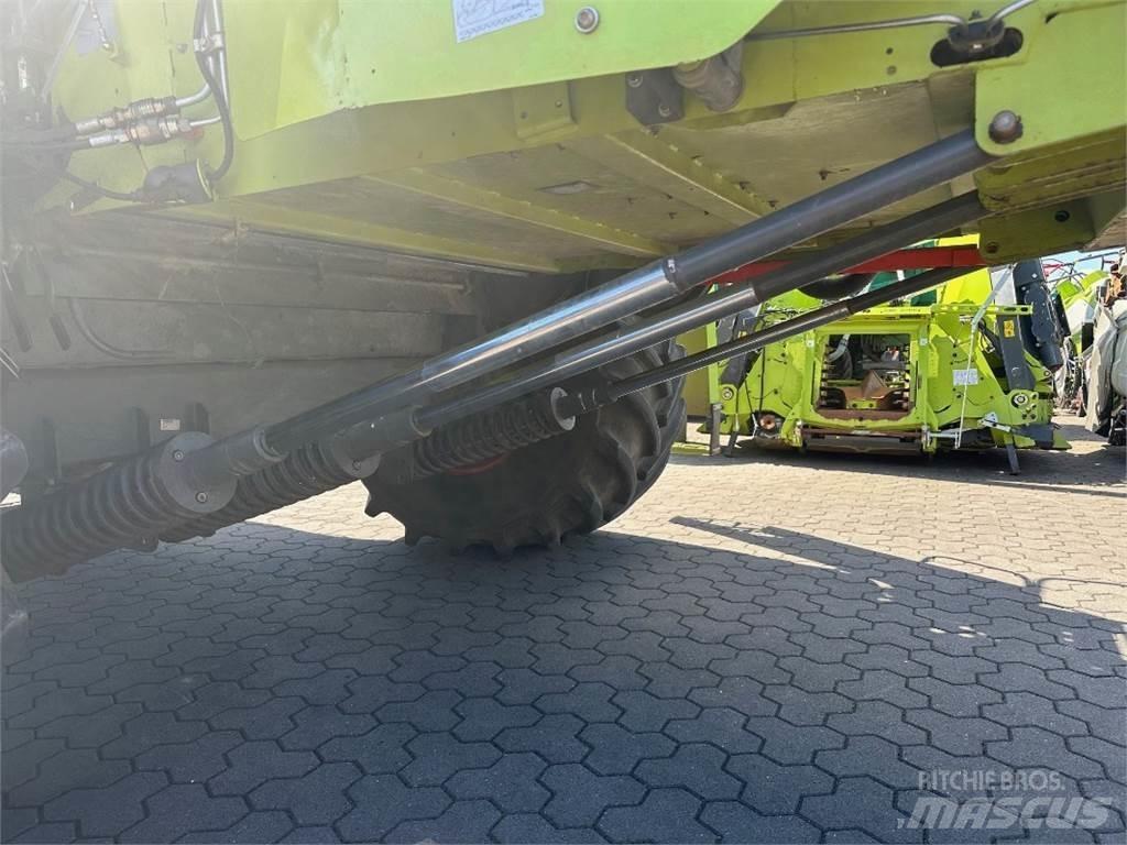 CLAAS Lexion 540 Зернозбиральні комбайни