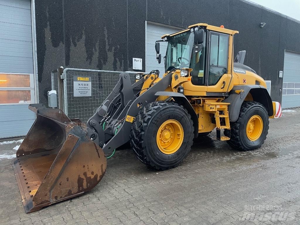 Volvo L60H Фронтальні навантажувачі