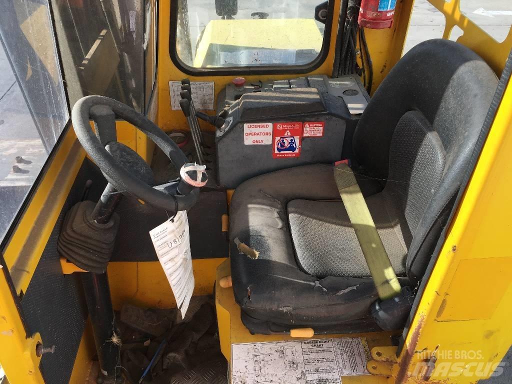 Combilift C 3000 Бокові навантажувачі