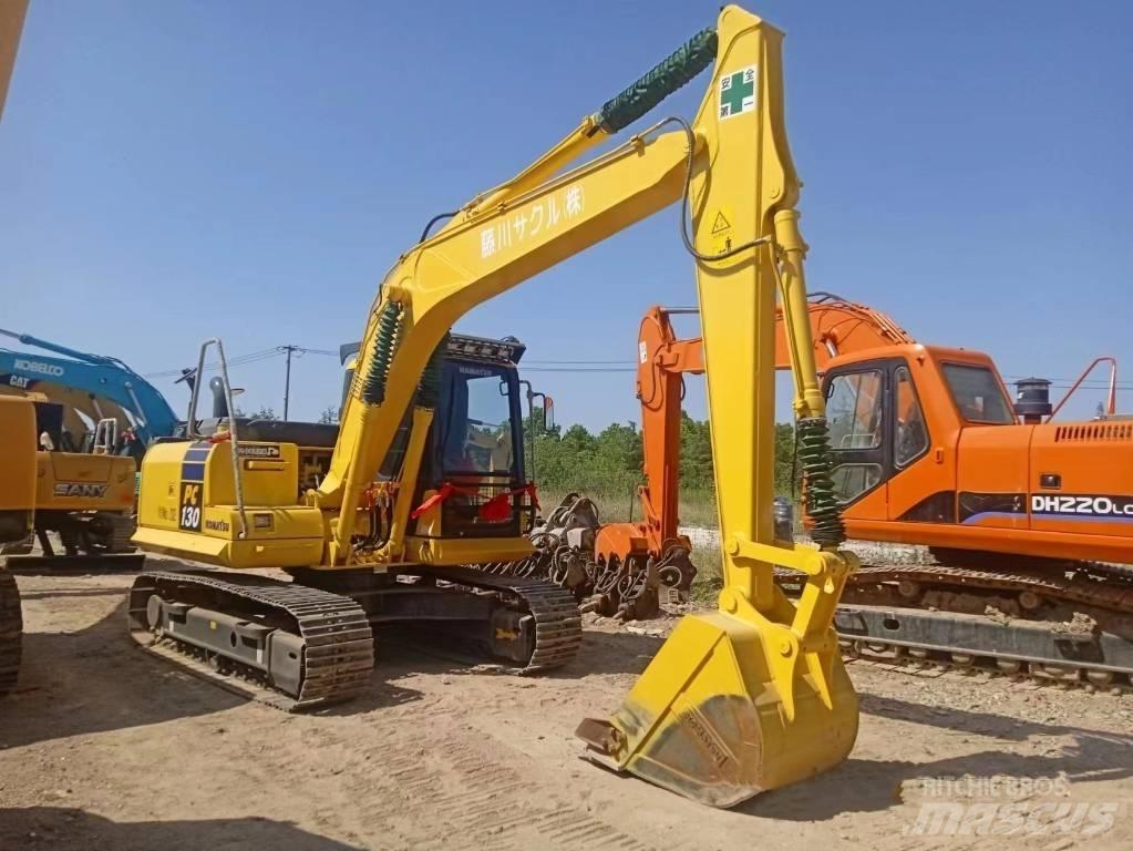 Komatsu PC130-7 Гусеничні екскаватори