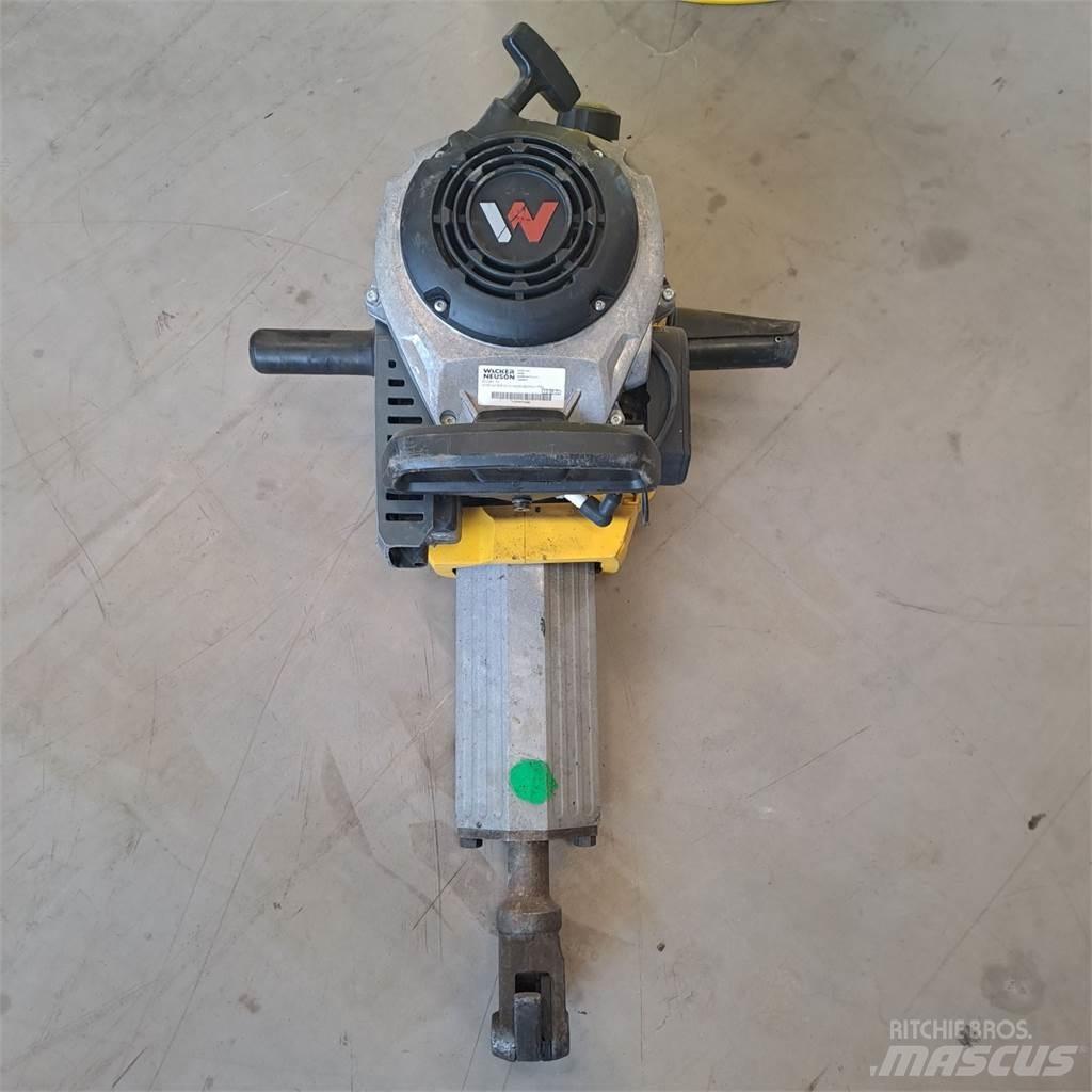 Wacker Neuson BH55 Трамбувальники