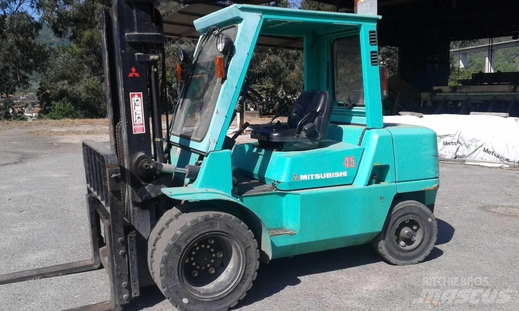 Mitsubishi FD45K2 Дизельні навантажувачі