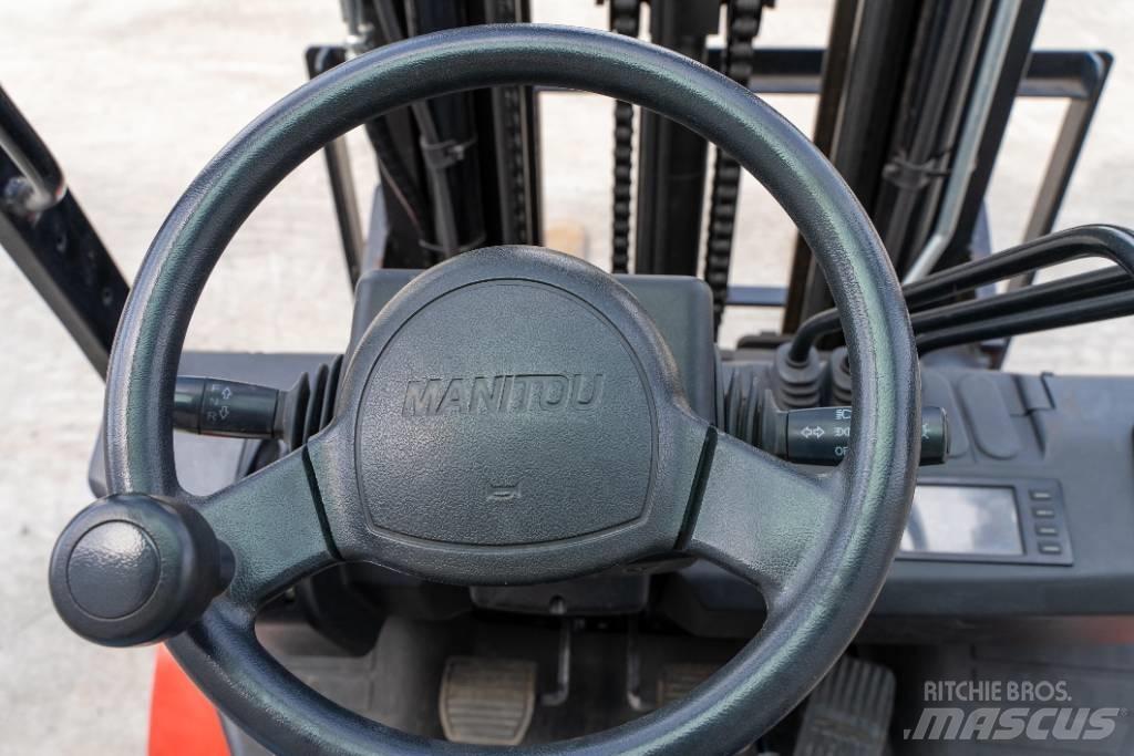 Manitou MI 25 D Дизельні навантажувачі
