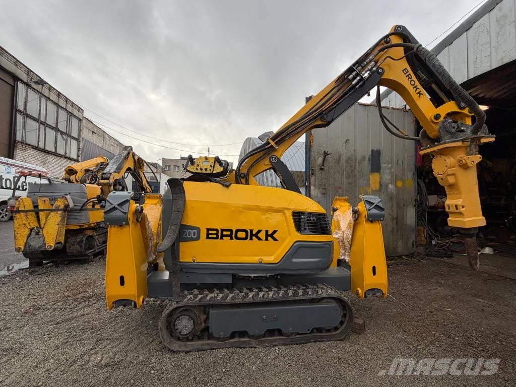 Brokk 200 Екскаватори для знесення споруд