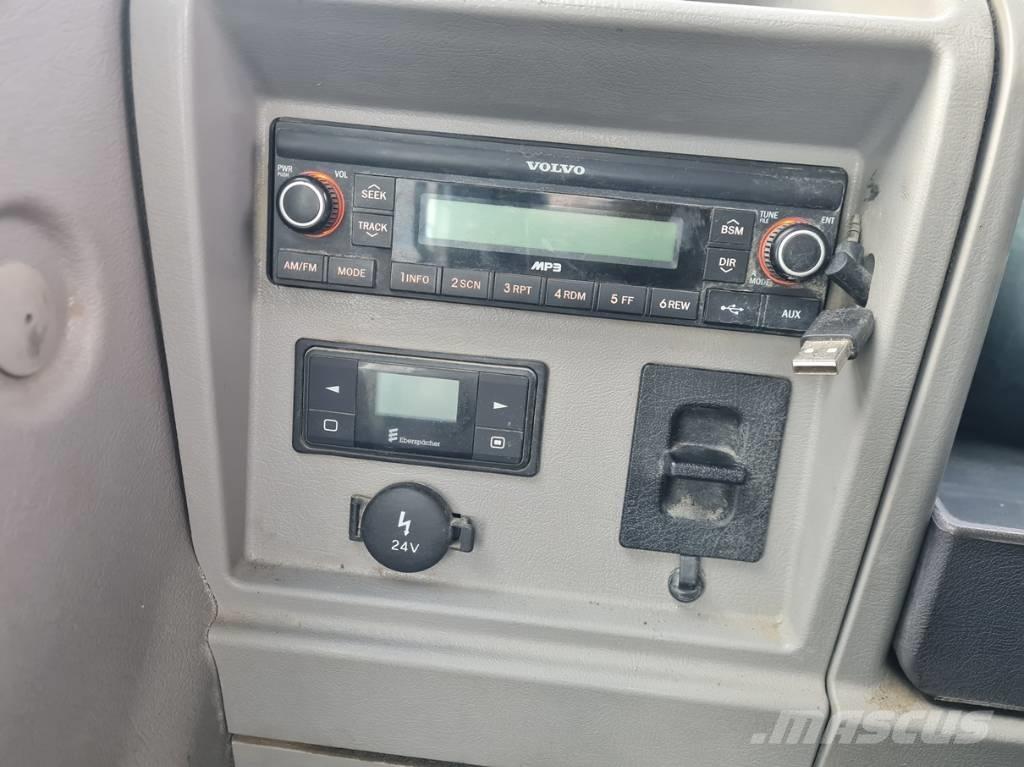 Volvo EC 300 EL Гусеничні екскаватори