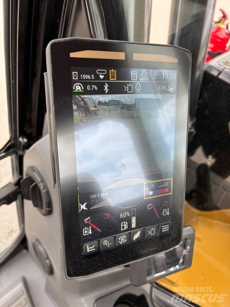 CAT 310 Гусеничні екскаватори
