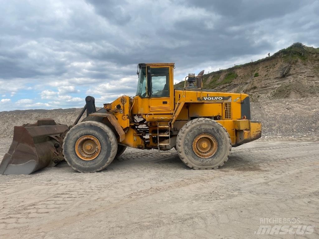 Volvo L 180 C Фронтальні навантажувачі