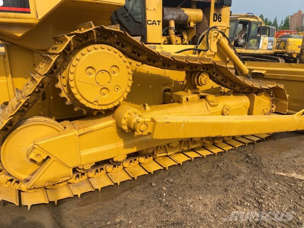CAT D6R Гусеничні бульдозери