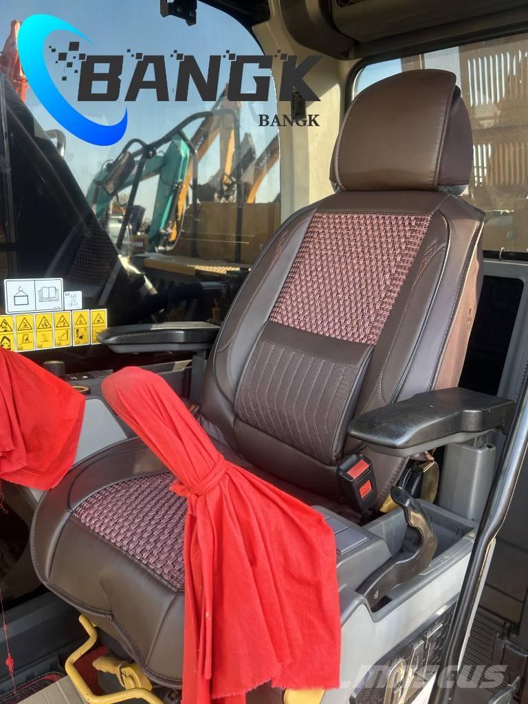 CAT 330 Гусеничні екскаватори