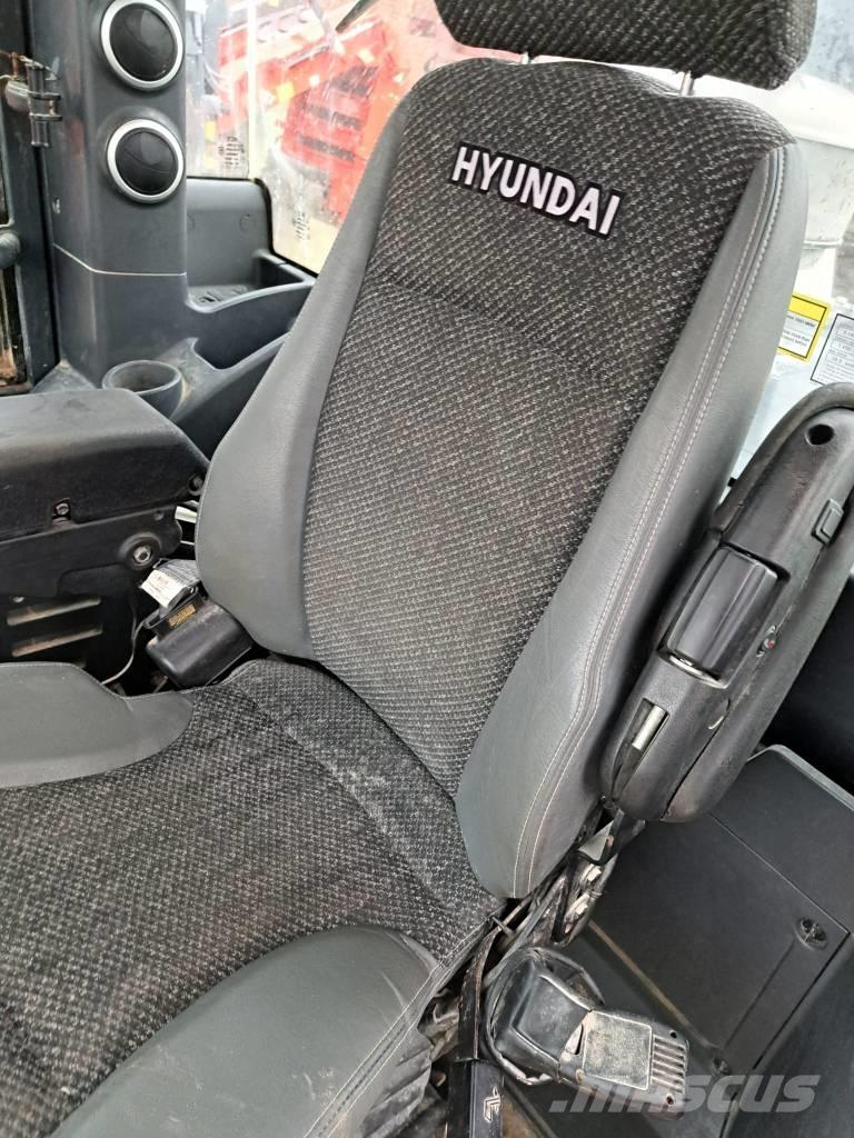 Hyundai HL 960 Фронтальні навантажувачі