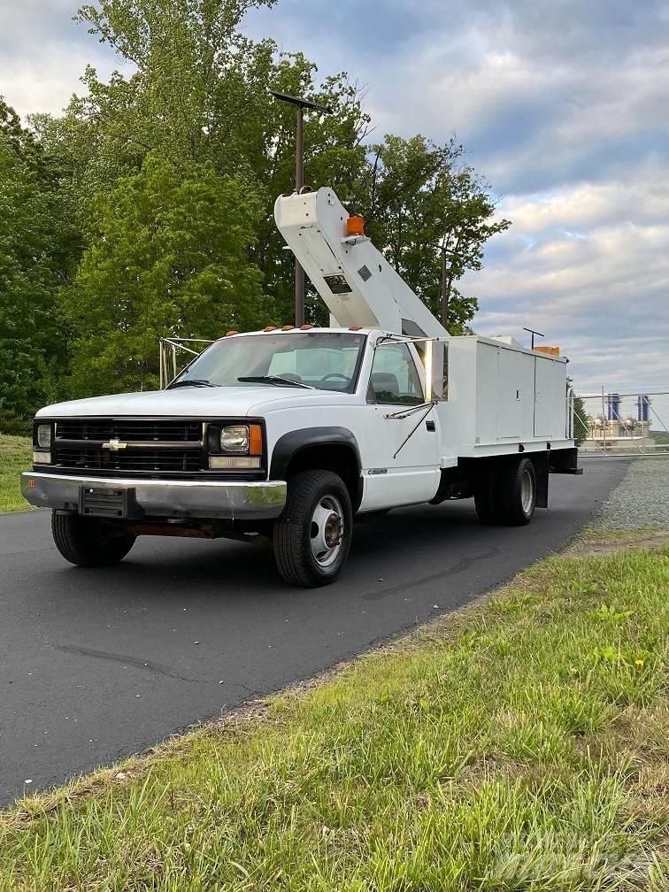 Chevrolet K3500 Пікапи / Бічне розвантаження