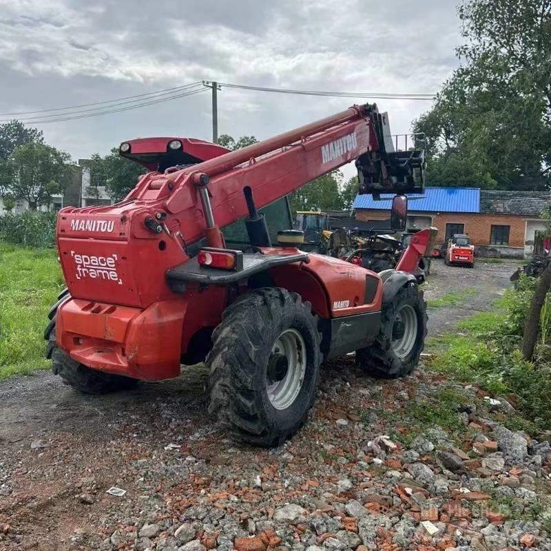 Manitou 1740 Телескопічні навантажувачі