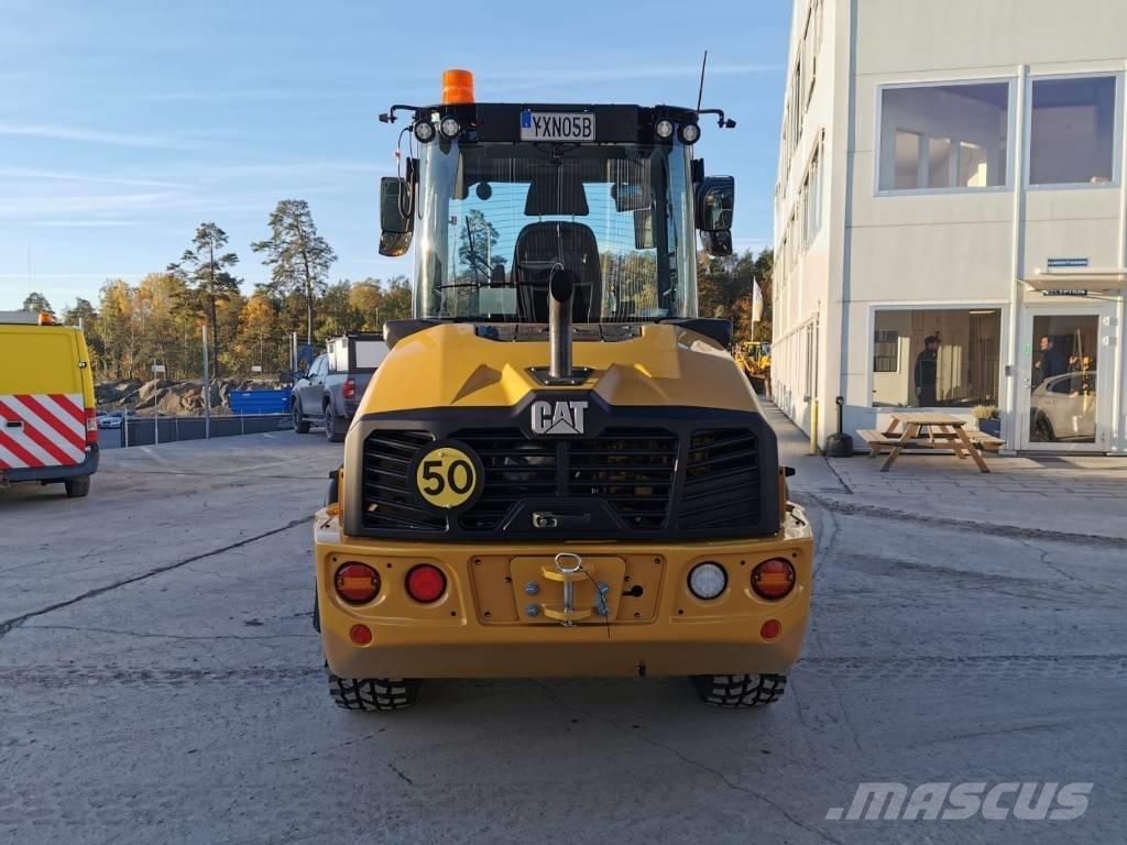 CAT 908 Фронтальні навантажувачі